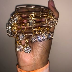 Flower Gold Charm Bangles ✨